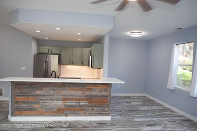/international/us/2701-midland-avenue-glenwood-springs-co-110099909781/