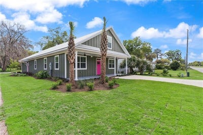 /international/us/709-adams-street-darien-ga-110107999011/