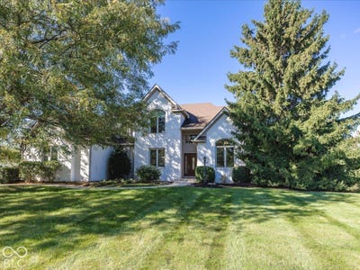 /international/us/11582-sutton-place-drive-e-carmel-in-110120607406/