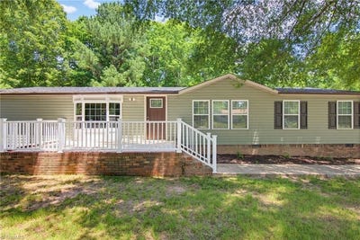 /international/us/1059-whitts-road-madison-nc-110109033393/