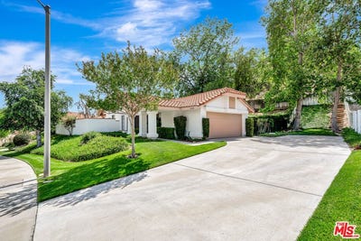 /international/us/15724-kenneth-pl-canyon-country-ca-110107437795/