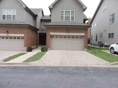 /international/us/1755-riverwoods-drive-melrose-park-il-110120053837/
