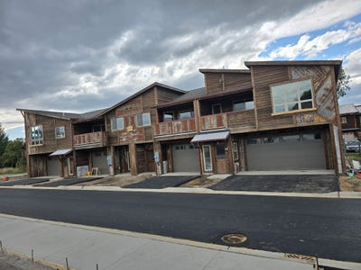 /international/us/235-grant-street-missoula-mt-110110343674/