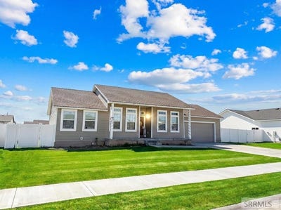 /international/us/3917-baldwin-avenue-idaho-falls-id-110108689145/