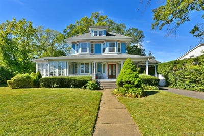 /international/us/101-wallace-street-freeport-ny-110108347094/