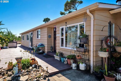 /international/us/433-myeena-loop-florence-or-110102425768/