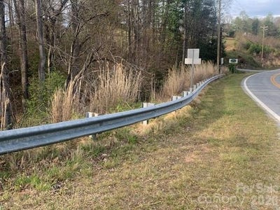 /international/us/1-0ac-holbert-cove-road-saluda-nc-110107005000/