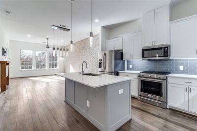 /international/us/5015-meridian-lane-addison-tx-110106179182/