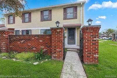 /international/us/39363-heatherheath-drive-clinton-twp-mi-110107896912/
