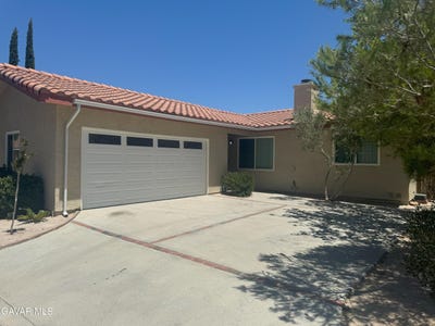 /international/us/14332-somerset-drive-mojave-ca-110101349752/?lang=zh-tw