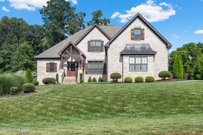 /international/us/7406-felloes-court-oak-ridge-nc-110101217013/