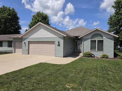 /international/us/1406-14th-street-milford-ia-110109296099/