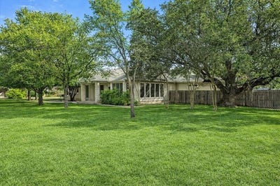 /international/us/206-n-bouldin-street-hamilton-tx-110106352520/