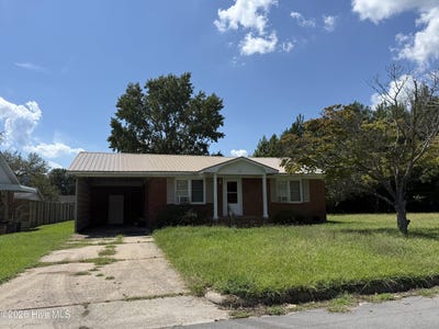 /international/us/217-n-edgewood-avenue-williamston-nc-110120118458/