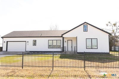 /international/us/300-front-street-thorndale-tx-110109851014/