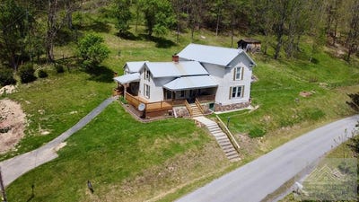 /international/us/4423-wrights-valley-rd-bluefield-va-110105215426/