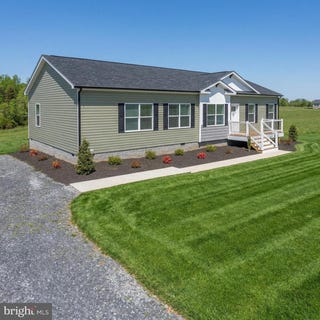 /international/us/1005-levi-rd-green-bay-va-110096709727/