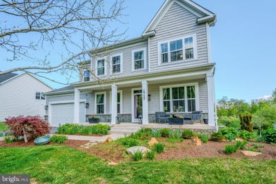 /international/us/18120-ridgewood-place-round-hill-va-110108424267/