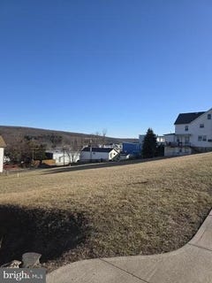 /international/us/209-215-217-e-abbott-street-lansford-pa-110098318451/?lang=zh-cn