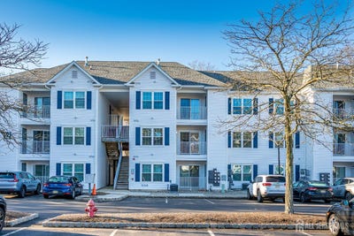 /international/us/1233-waterford-drive-edison-nj-110106313732/