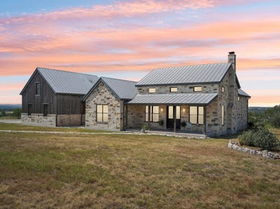 /international/us/135-scenic-vista-dr-fredericksburg-tx-110101865143/