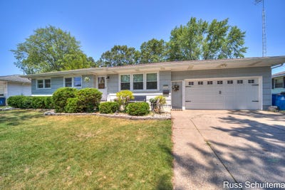/international/us/1434-cornell-road-muskegon-mi-110100808232/