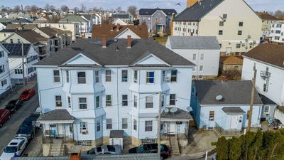 /international/us/119-121-tremont-st-fall-river-ma-110106812125/