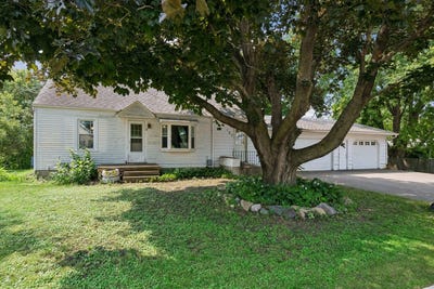 /international/us/107-5th-street-sw-norwood-young-america-mn-110119558863/