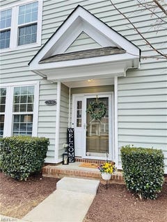 /international/us/2176-humphreys-drive-suffolk-va-110119959154/