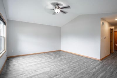 /international/us/525-se-9th-street-des-moines-ia-110107388094/