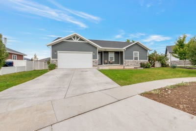 /international/us/755-e-780-s-heber-city-ut-110107844401/