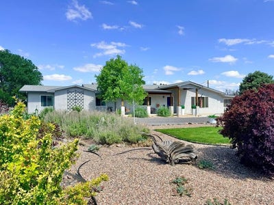 /international/us/1038-meadow-lane-pueblo-co-110108540184/