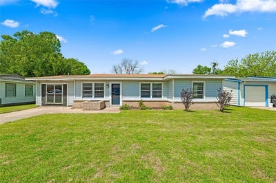 /international/us/1308-rose-avenue-cleburne-tx-110107233561/