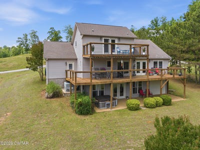 /international/us/157-persimmon-circle-lexington-tn-110108080197/