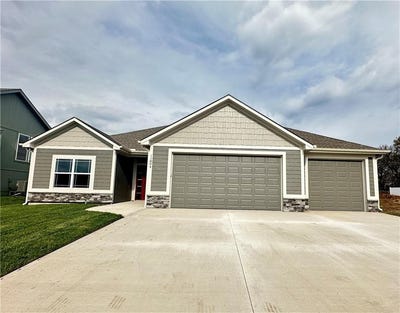 /international/us/11803-e-ridgeview-court-peculiar-mo-110100811218/