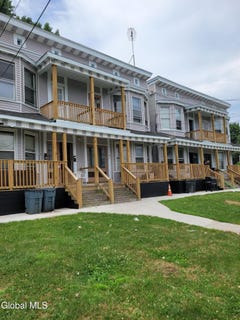 /international/us/37-39-n-manning-boulevard-albany-ny-110098182522/