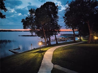/international/us/2520-le-homme-dieu-heights-ne-alexandria-twp-mn-110106923694/