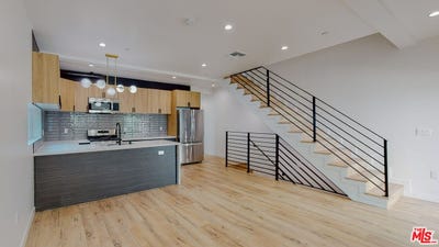 /international/us/16012-cantlay-st-van-nuys-ca-110108079487/