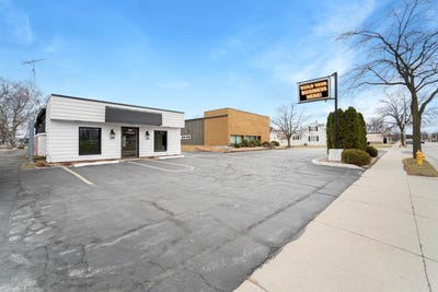 /international/us/719-s-main-street-fond-du-lac-wi-110098589145/