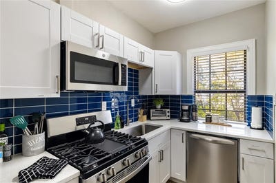 /international/us/4400-gaston-avenue-dallas-tx-110103050854/
