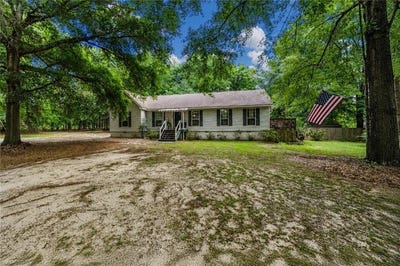 /international/us/407-five-mile-road-eufaula-al-110108226228/