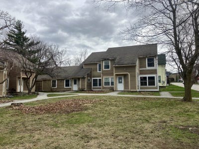 /international/us/35-hoyt-street-st-albans-city-vt-110100027829/
