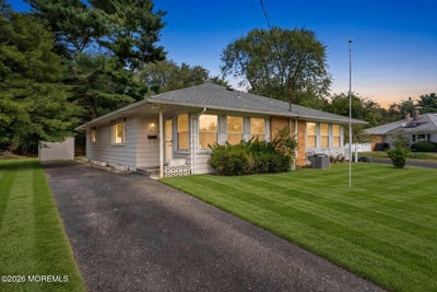 /international/us/48-berkshire-court-toms-river-nj-110110324520/