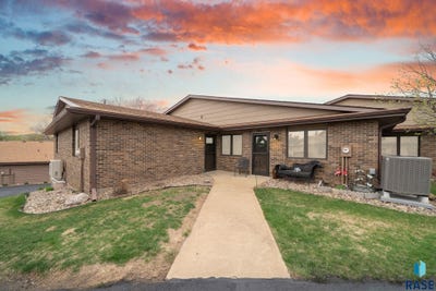 /international/us/3400-w-norie-pl-sioux-falls-sd-110107485783/
