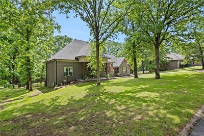 /international/us/9-rosemary-lane-clarksville-ar-110107636750/