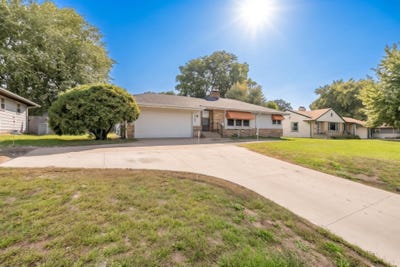/international/us/6244-portland-avenue-richfield-mn-110120107808/