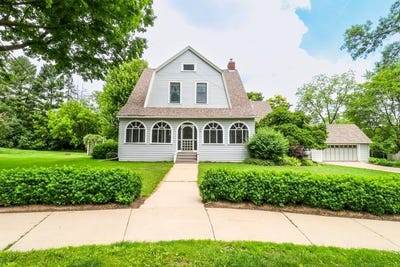 /international/us/709-w-5th-street-marshfield-wi-110108712445/