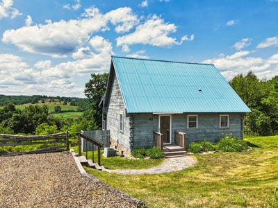 /international/us/5-mountain-village-ln-meadows-of-dan-va-110109242402/