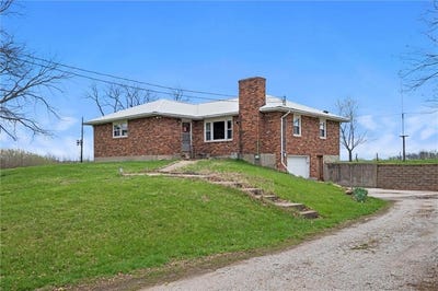 /international/us/2375-n-800th-road-eudora-ks-110098455578/
