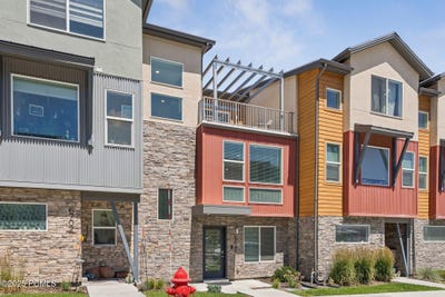 /international/us/6698-n-silver-creek-drive-park-city-ut-110101234234/
